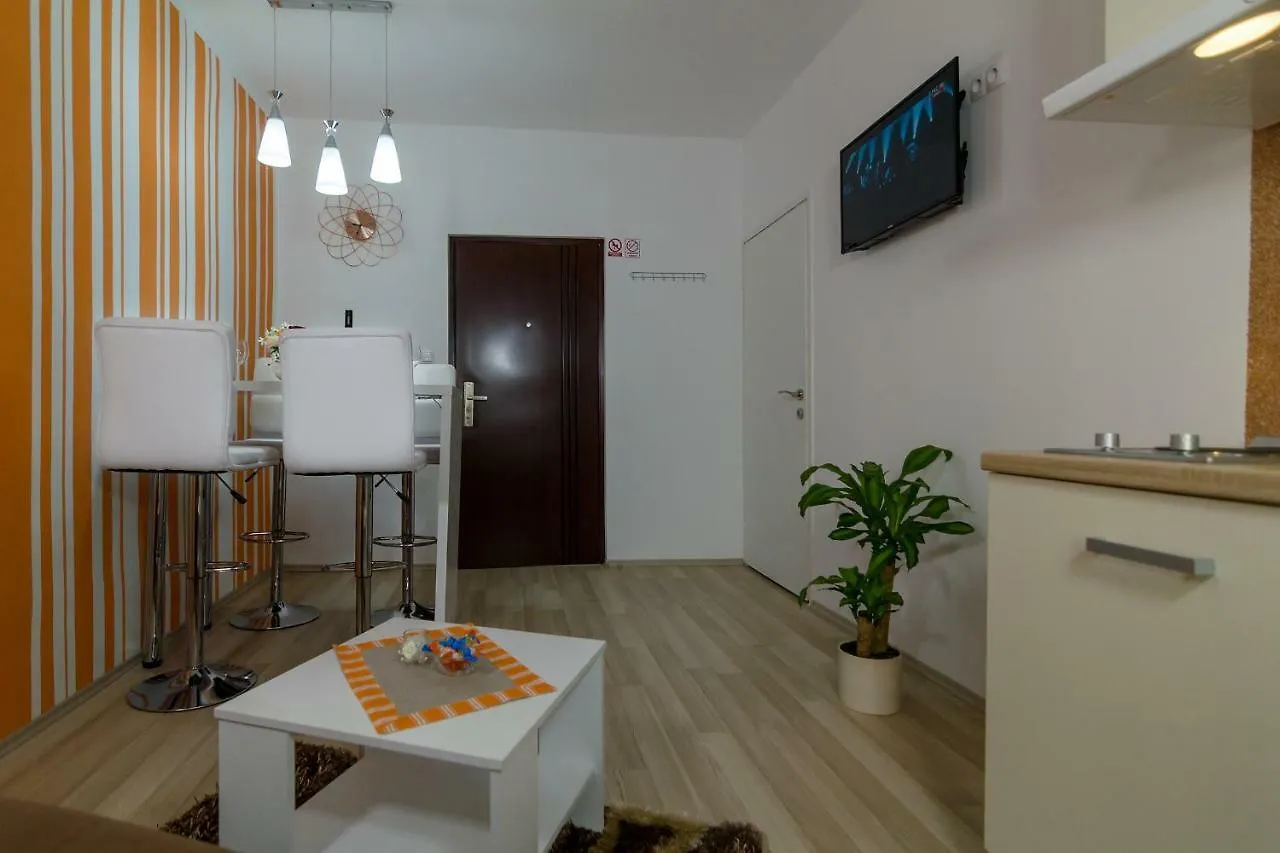 Apartments Trend 2 Rijeka 0*,